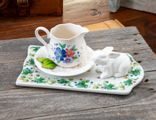 Load image into Gallery viewer, Bramble Berry- decorative cheese board vignette