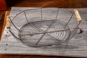 Farmhouse Kitchen Roundup- countertop metal basket w/kitchen tools