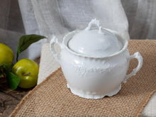 Load image into Gallery viewer, Victorian Sweet- vintage lidded sugar bowl