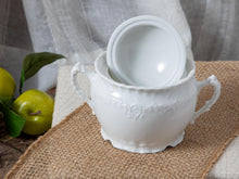 Load image into Gallery viewer, Victorian Sweet- vintage lidded sugar bowl