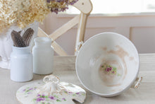 Load image into Gallery viewer, La Pensée- tureen