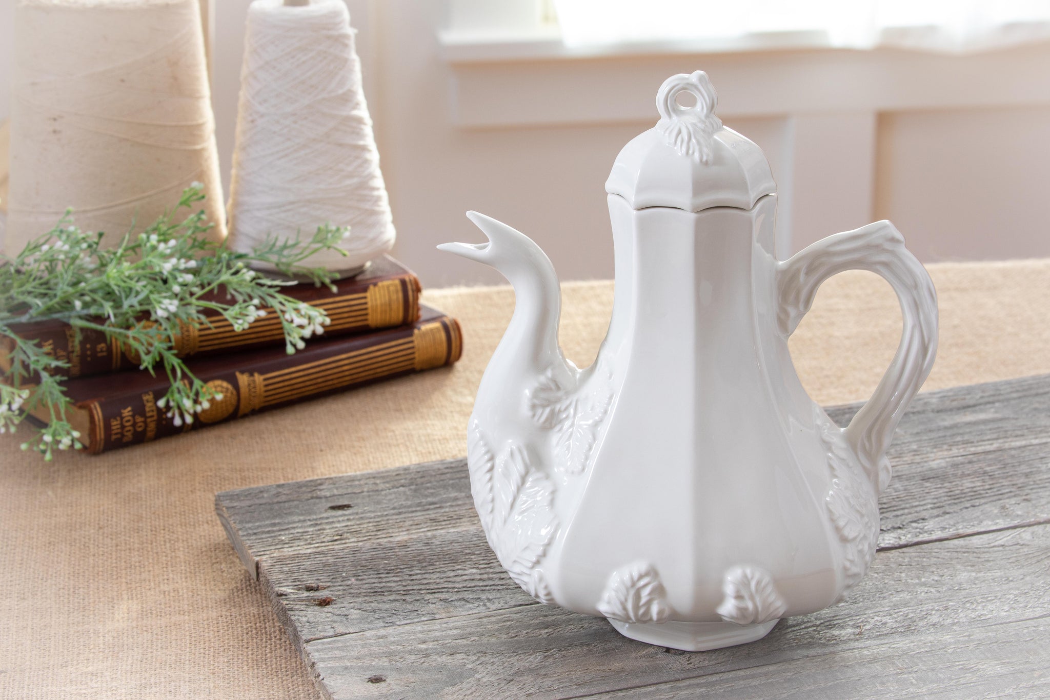Pure White Ceramic Teapot Porcelain Coffee Pot Gift White Ceramic Coffee Pot  - China White Ceramic Coffee Pot and Porcelain Coffee Pot price